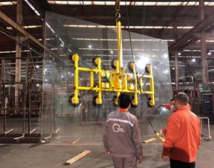 Delivery of Large-Scale of Lifting equipment of glass deep processing
